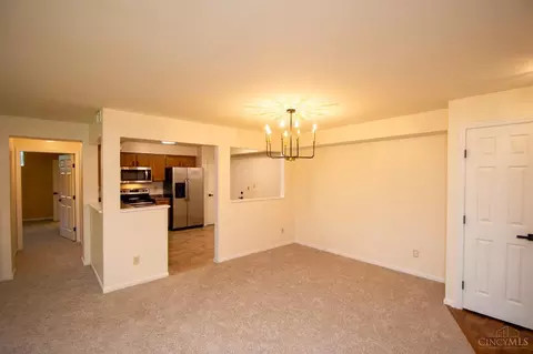 3999 Maplefield Ct #5F, Cincinnati, OH 45255 photo 6