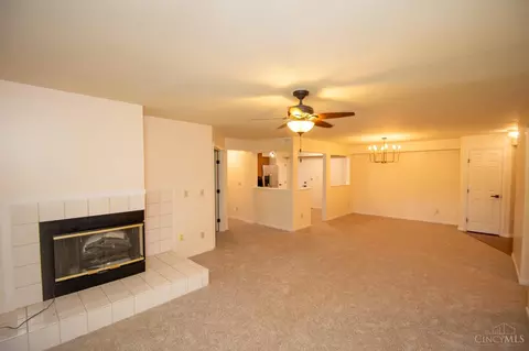 3999 Maplefield Ct #5F, Cincinnati, OH 45255 photo 4