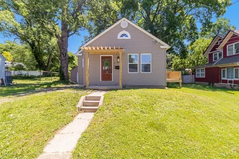 204 Rockaway Ave, Cincinnati, OH 45233