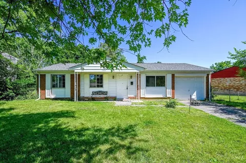 1346 Randomhill Rd, Cincinnati, OH 45231