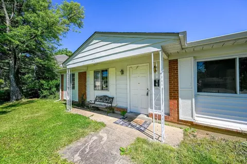 Exterior - 1346 Randomhill Rd, Cincinnati, OH 45231 photo 3 of 8