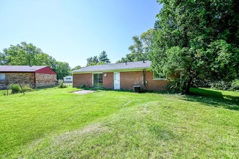Exterior - 1346 Randomhill Rd, Cincinnati, OH 45231 photo 6 of 8