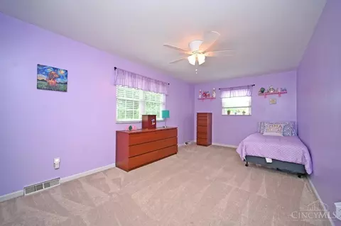 Bedroom - 2161 Berrypatch Dr, Cincinnati, OH 45244 photo 4 of 9