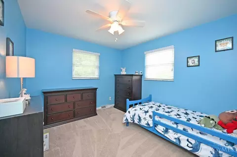Bedroom - 2161 Berrypatch Dr, Cincinnati, OH 45244 photo 6 of 9