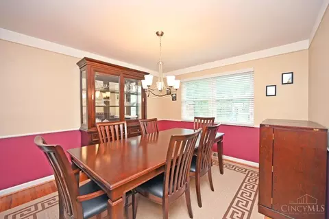 Dining - 2161 Berrypatch Dr, Cincinnati, OH 45244 photo 2 of 4