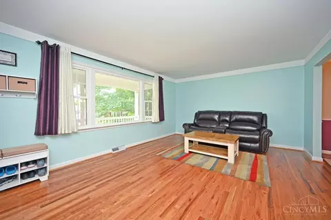 Living - 2161 Berrypatch Dr, Cincinnati, OH 45244 photo 1 of 4