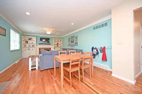 Dining - 2161 Berrypatch Dr, Cincinnati, OH 45244 photo 4 of 4