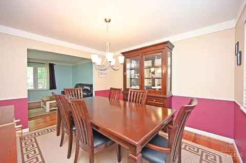 Dining - 2161 Berrypatch Dr, Cincinnati, OH 45244 photo 3 of 4