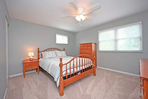 Bedroom - 2161 Berrypatch Dr, Cincinnati, OH 45244 photo 8 of 9