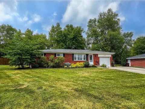 3214 Myrtle Dr, Loveland, OH 45140