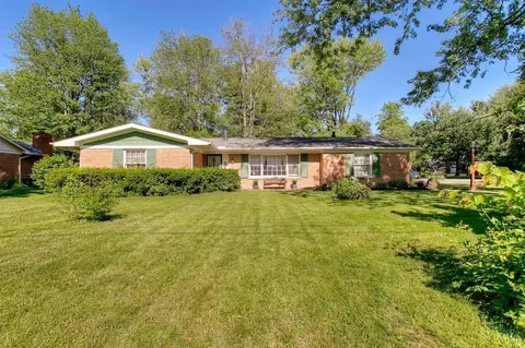 2118 Oakwood Dr, Milford, OH 45150