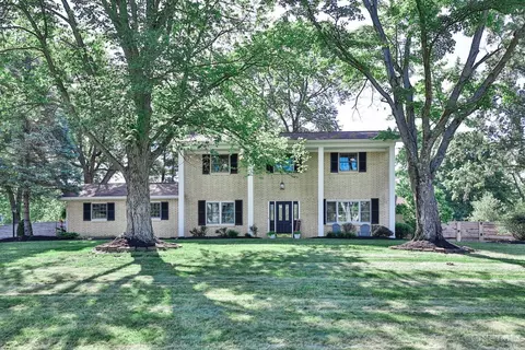 9660 Pam Ct, West Chester, OH 45069