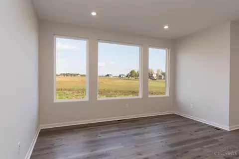 Living - 2522 Bartram Ln, Harrison, OH 45030 photo 2 of 4