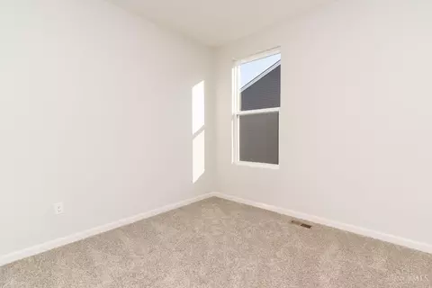 Bedroom - 2522 Bartram Ln, Harrison, OH 45030 photo 5 of 6