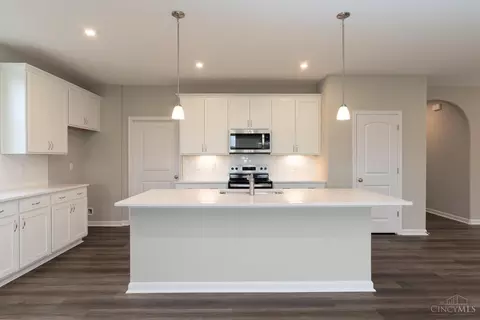 Kitchen - 2513 Bartram Ln, Harrison, OH 45030 photo 2 of 2