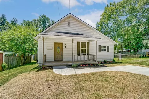 11 Taylor Ave, North Bend, OH 45052
