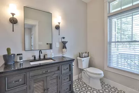 Bath - 4731 Hunt Rd, Blue Ash, OH 45242 photo 3 of 6