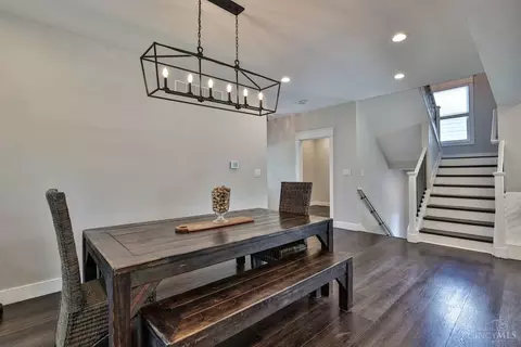 Dining - 4731 Hunt Rd, Blue Ash, OH 45242 photo 2 of 3