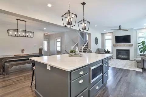 Kitchen - 4731 Hunt Rd, Blue Ash, OH 45242 photo 3 of 5