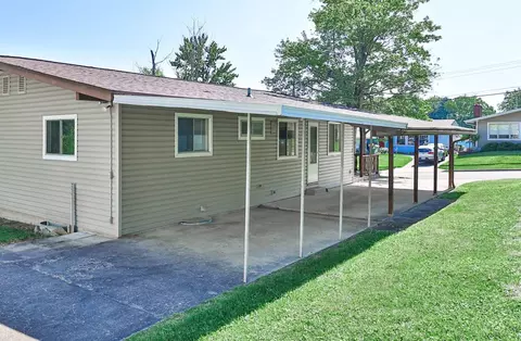 Exterior - 1667 Krylon Dr, Reading, OH 45215 photo 5 of 10