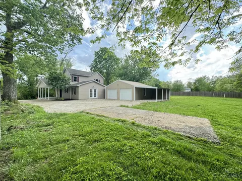 2988 Florence Ave, Bethel, OH 45106
