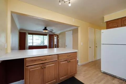 9104 Cherry Blossom Ln, Cincinnati, OH 45231 photo 13