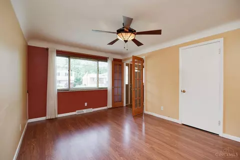 9104 Cherry Blossom Ln, Cincinnati, OH 45231 photo 15