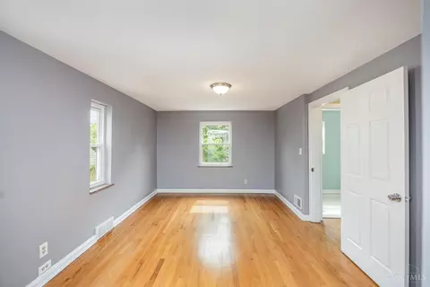 3604 Robb Ave, Cheviot, OH 45211 photo 11