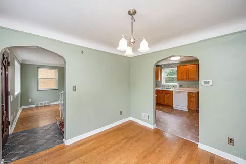 3604 Robb Ave, Cheviot, OH 45211 photo 5