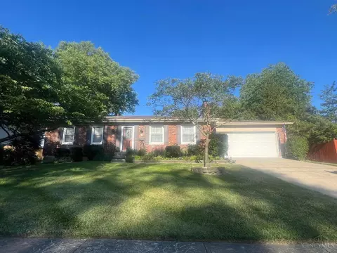 9216 Axminster Dr, Colerain Twp, OH 45251