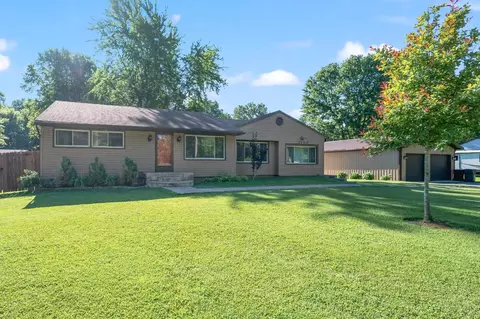4190 Clough Ln, Cincinnati, OH 45245