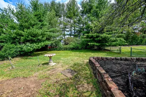 Exterior - 8290 Fields Ertel Rd, Cincinnati, OH 45249 photo 3 of 9