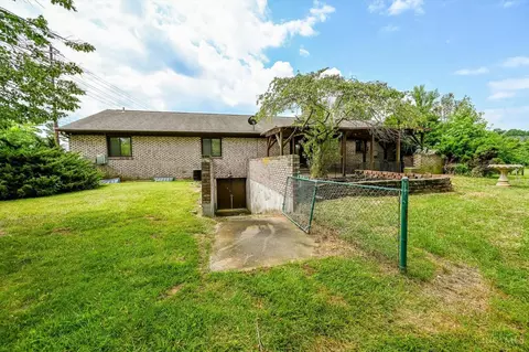 Exterior - 8290 Fields Ertel Rd, Cincinnati, OH 45249 photo 4 of 9