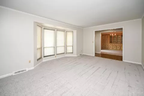 Living - 8290 Fields Ertel Rd, Cincinnati, OH 45249 photo 2 of 2
