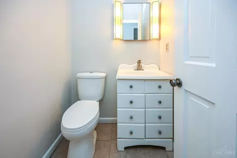 Bath - 8290 Fields Ertel Rd, Cincinnati, OH 45249 photo 1 of 6