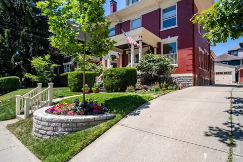 Exterior - 3523 Middleton Ave, Cincinnati, OH 45220 photo 3 of 7
