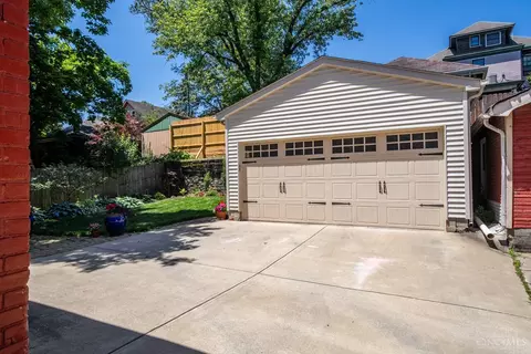 Exterior - 3523 Middleton Ave, Cincinnati, OH 45220 photo 6 of 7