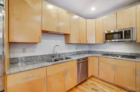 Kitchen - 26 Sixth St #501, Cincinnati, OH 45202 photo 8 of 10