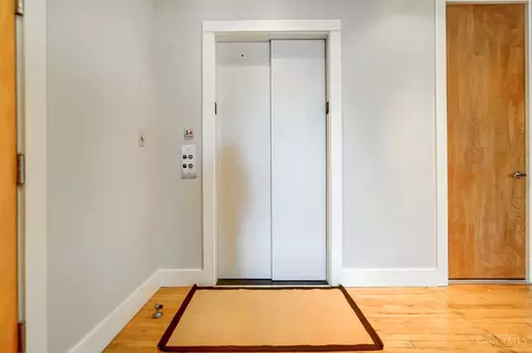 Entry Way - 26 Sixth St #501, Cincinnati, OH 45202 photo 4 of 8