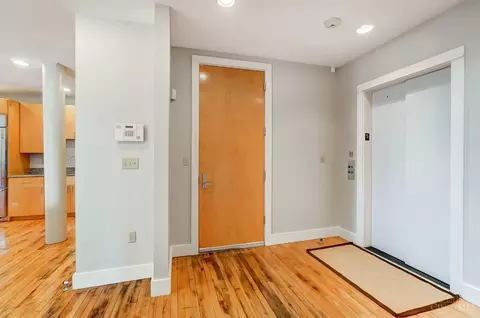 Entry Way - 26 Sixth St #501, Cincinnati, OH 45202 photo 3 of 8