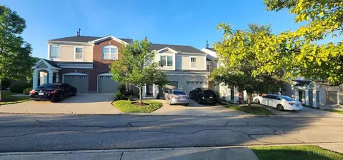 2346 Buddleia Ct, Cincinnati, OH 45239