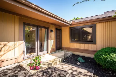 352 Walnut Ln, Mason, OH 45040 photo 5