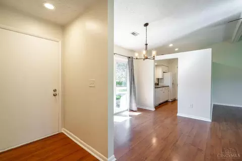 352 Walnut Ln, Mason, OH 45040 photo 6
