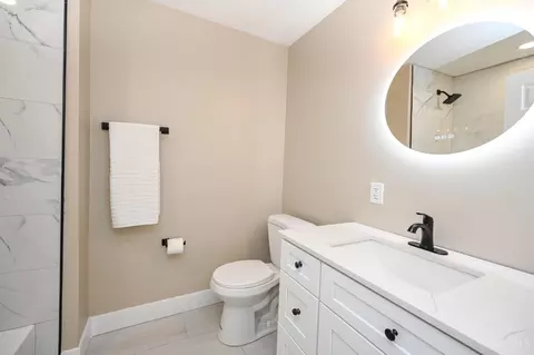 Bath - 4185 Dixie Dr, Cincinnati, OH 45245 photo 1 of 6