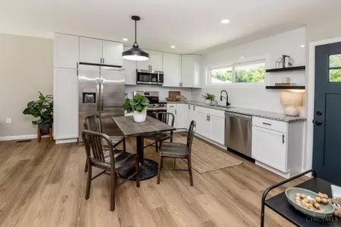 8664 Balboa Dr, Cincinnati, OH 45231 photo 10