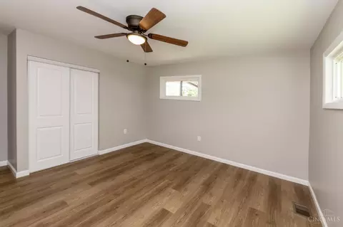 8664 Balboa Dr, Cincinnati, OH 45231 photo 20
