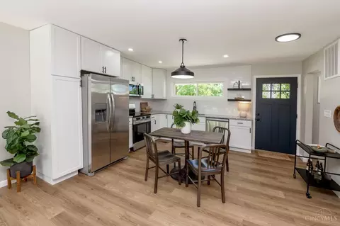8664 Balboa Dr, Cincinnati, OH 45231 photo 8