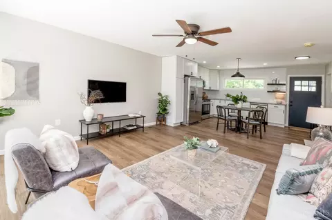 8664 Balboa Dr, Cincinnati, OH 45231 photo 7