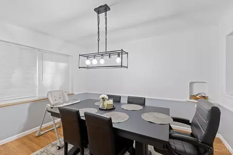 Dining - 6232 Rogers Park, Cincinnati, OH 45213 photo 2 of 3