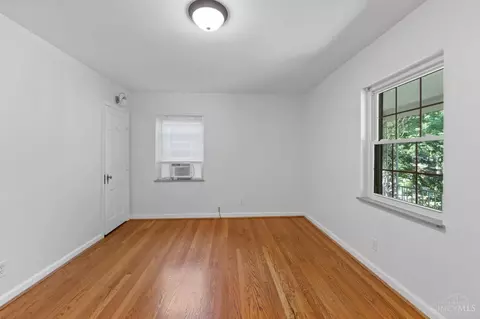 Bedroom - 6232 Rogers Park, Cincinnati, OH 45213 photo 3 of 7